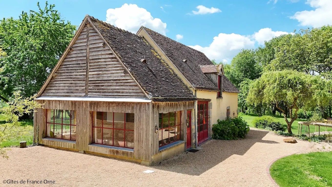 Jardin d'hiver vitré, salle de jeux des enfants — Maison Oiserie